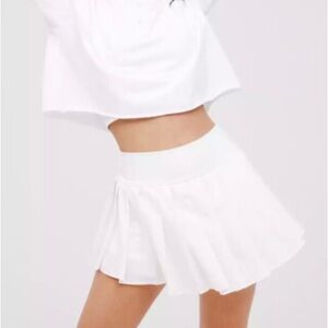 OFFLINE By Aerie Real Me Flowy Pleated Tennis Skort - MEDIUM